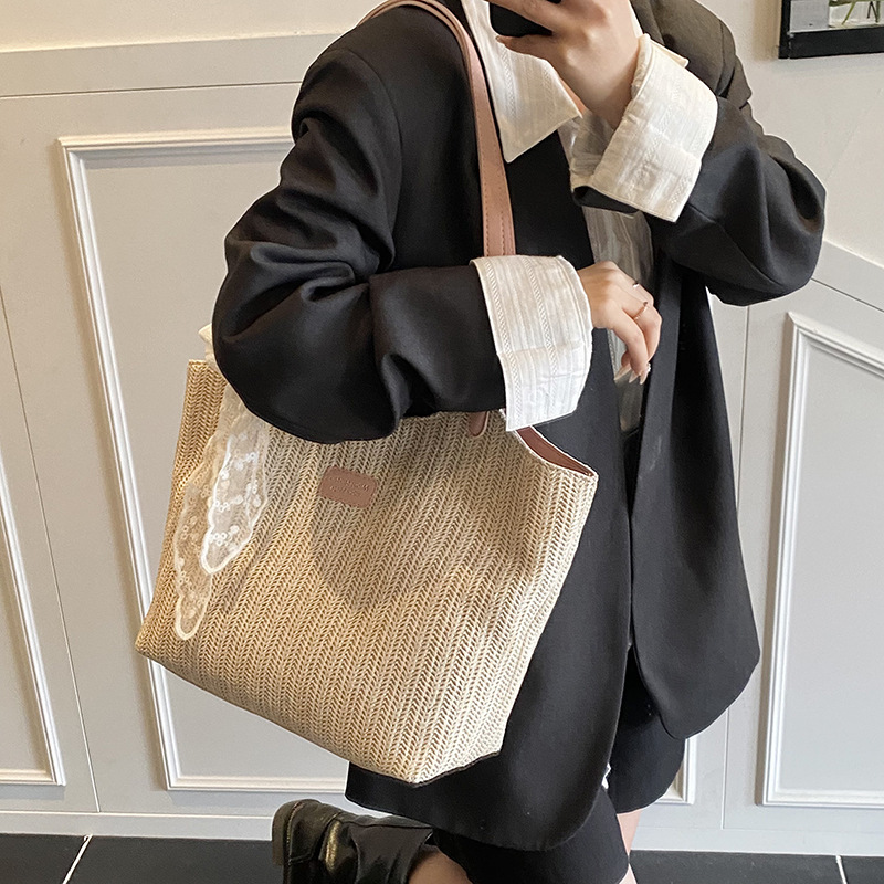 designer Woven Straw Bag for Women, Large Capacity 2025 New Summer Versatile Shoulder Bag, Textured Tote Bag for Class and Commute