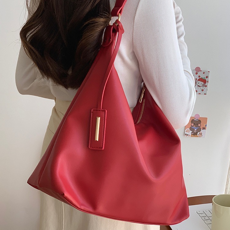 designer Red Bride Bag Wedding Bag Women Tote Bag 2025 New Trend This Year Commuter Large Capacity Shoulder Underarm Bag