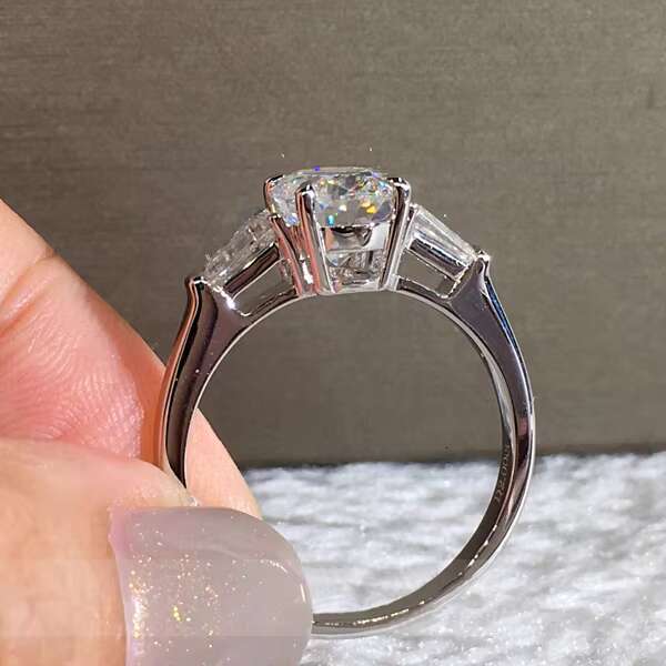 Roomy 10K 14K Gold Rings 2ct Oval Cut Moissanite Diamond Ring Engagement Rings Jewelry