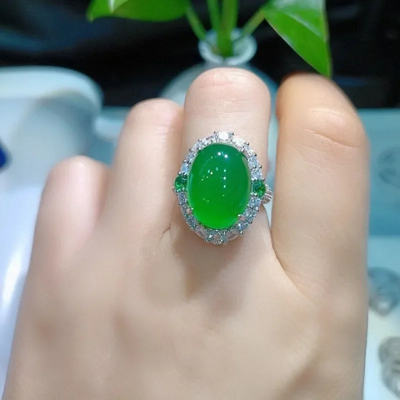 Natural 925 Silver Inlaid with High Ice Emperor Green Jade Ring Green Agate Jade Ring Fashion Exquisite Womens Jewelry Gift 250604