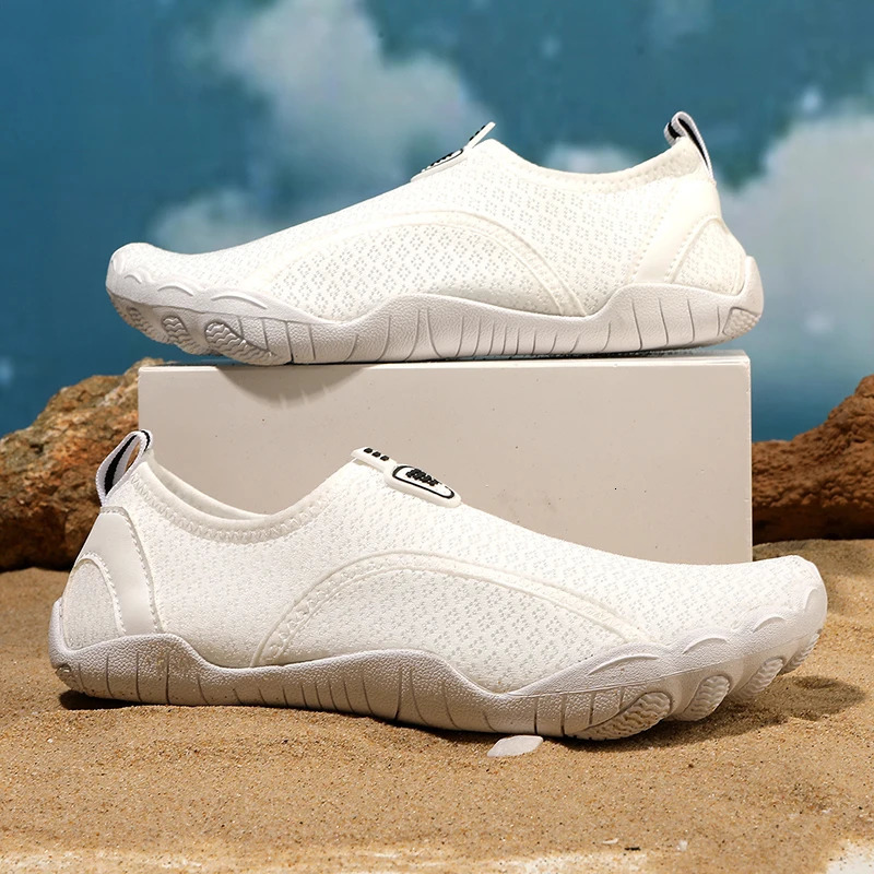 HKDQ Couples Wading Shoes Big Size 47 Breathable Water Shoes for Men Women Non Slip Mesh Lightweight Beach Barefoot Sneakers 250605