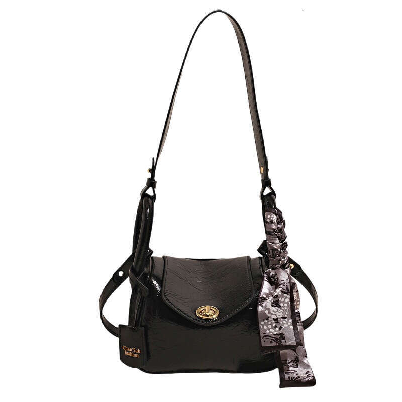 Niche Design High-End Underarm for Women 2025 New Summer Fashion Lychee Texture Versatile Commuter Shoulder Crossbody Bag