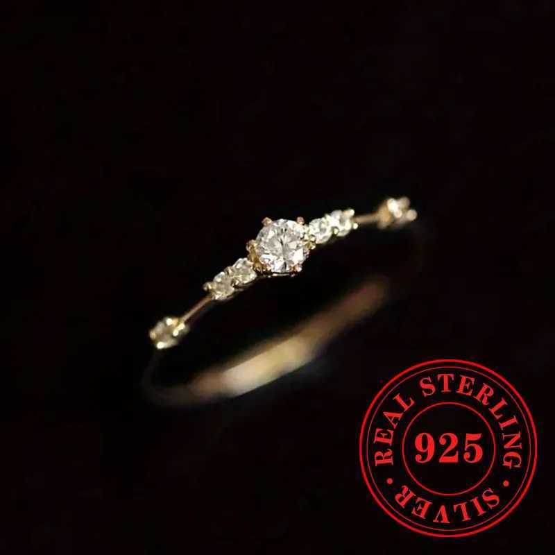 Huitan Classic Shiny CZ Rings Female 925 Sterling Silver Gorgeous Simple Stylish Accessories Exquisite Wedding Bridal Jewelry XJ250606