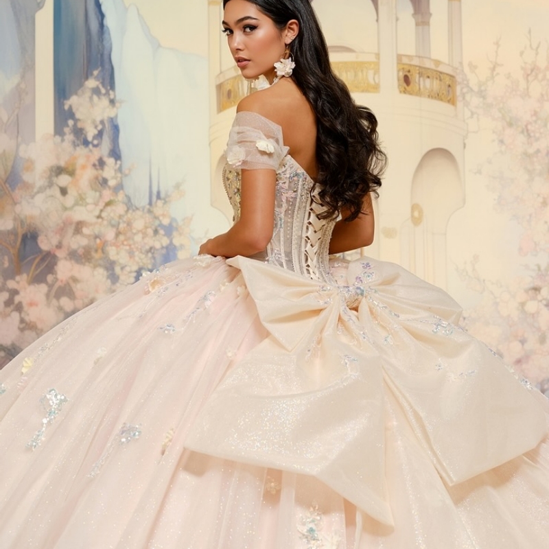 Champagne Shiny Quinceanera Dresses Ball Gown Off The Shoulder Applique Flower Beads Tull Sweet 16 Dress Vestidos 15 De Anos