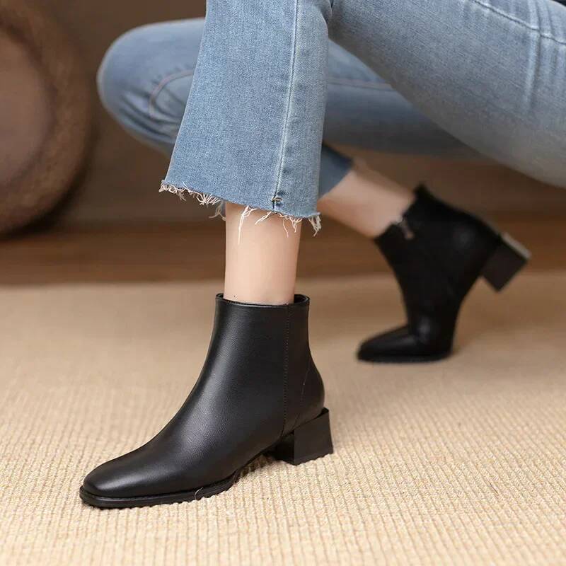 Ddmyoutdoor Women S Ankle British Style New Pointed Boots Low Heel Anti Slip Zipper Outdoor Work Shoes Botas Mujer Outdoor Shoes