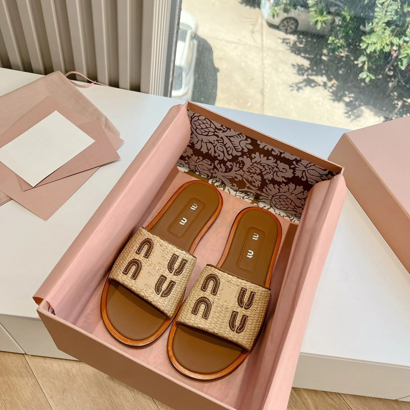 slides womens slipper paris Beach slides Flat heel Summer Designer Fashion flops lady sandals women shoes Ladies leather Sandals