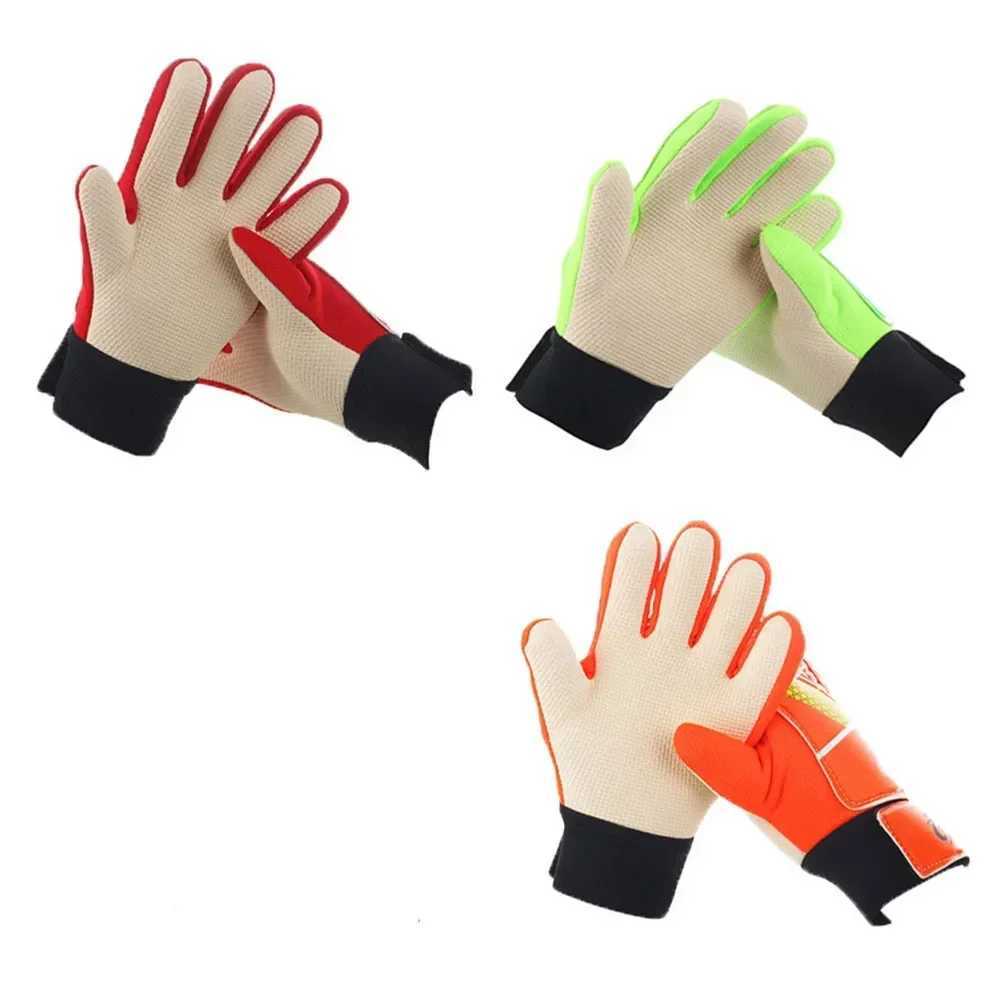 1Pair Children Soccer Goalkeeper Thick Gloves Soccer Teenager Breathable Antislip Gloves Football Training Latex Wear Resistance XJ250606