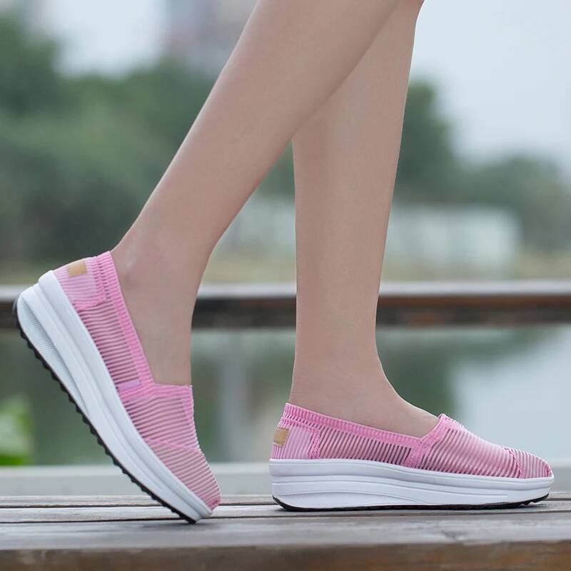 ddmyoutdoor Women Leisure Sports Comfortable Platform Breathable Mesh Lightweight Summer Walking Anti Slip Thick Soled Casual Shoes Outdoor Outdoor Sh