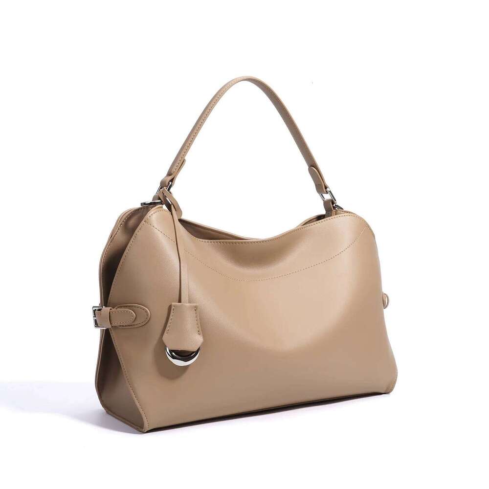 Genuine Leather Tote 2025 New Belt Buckle Design Large Capacity Cowhide One-Shoulder Crossbody Bag Fashion Ladies Handbag 2025/06/07