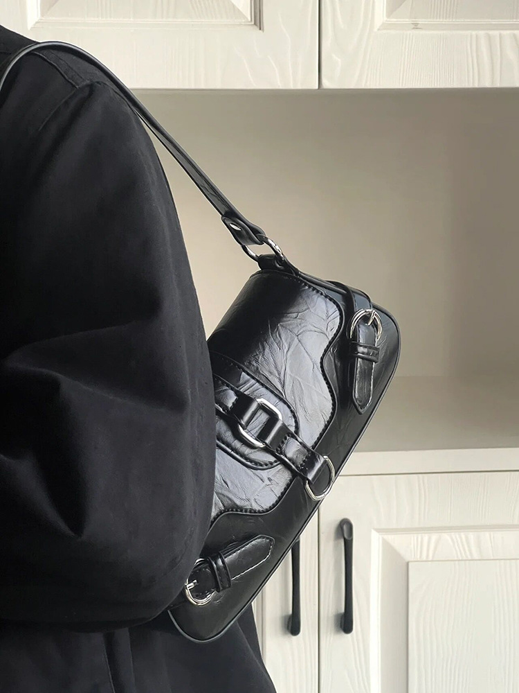 designer 2025 New French Baguette Bag for Women Fashion Versatile Trendy Vintage Bag Casual Crossbody Shoulder Bag Underarm Bag for Women