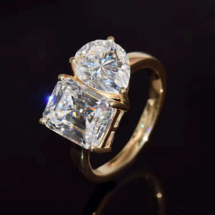 Custom Luxury Jewelry 18K Yellow Gold 3ct Emerald Cut VVS Moissanite Diamond Rings Moissanite Loose Engagement Women Men Ring
