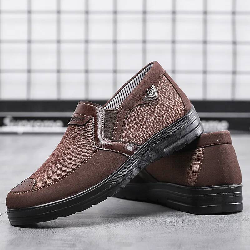 Ddmyoutdoor New Spring Canvas Men Loafers Slip On Casual Shoes Fashion Summer Breathable Soft Flat Driving Shoe Hjk Outdoor Shoes