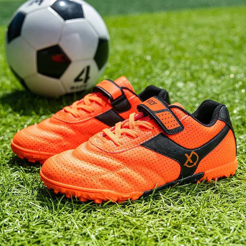 Ddmyoutdoor Professional Indoor Turf Soccer Kid New Design Green Children Football Sneakers Hook Loop Futsal Training Shoes Size Outdoor Shoes