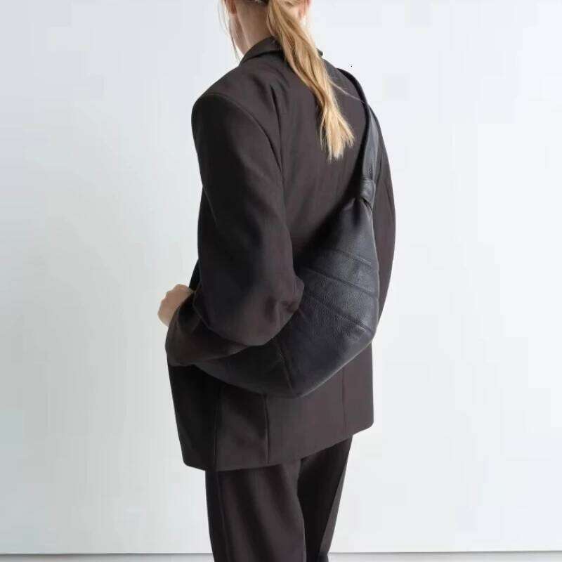 LE Grain Top Layer Cowhide Croissant Women's Single Shoulder Retro Dumpling Brand Niche Messenger Bag