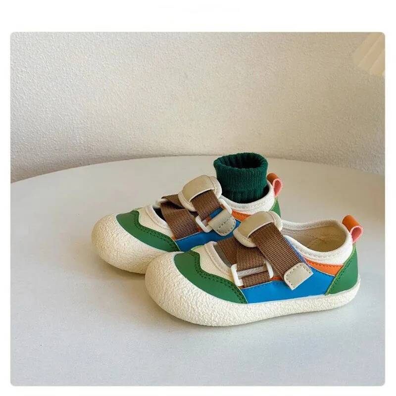 Ddmyoutdoor Breathable Socks Male Hot Selling Fashion Baby Size Non Slip Soft Walking Shoes Kids Scarpe Bambino Outdoor Shoes