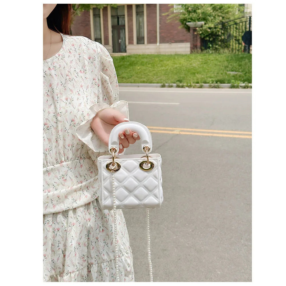 Fashion PVC Handheld Jelly Bag with Pearl Chain Candy Color Crossbody Single Shoulder Toy for Women Girls 250605