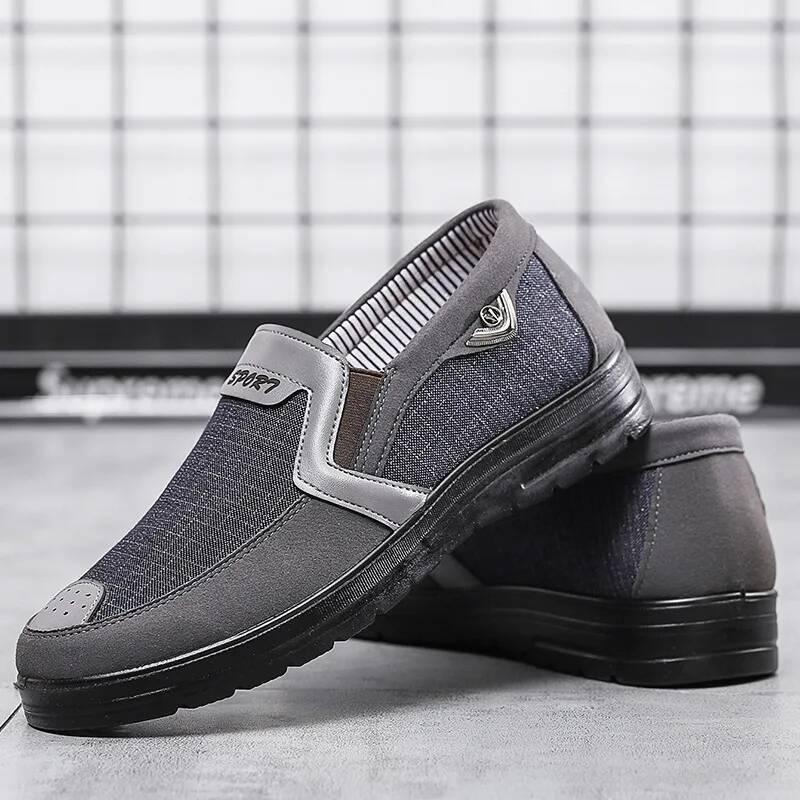 Ddmyoutdoor New Spring Canvas Men Loafers Slip On Casual Shoes Fashion Summer Breathable Soft Flat Driving Shoe Hjk Outdoor Shoes