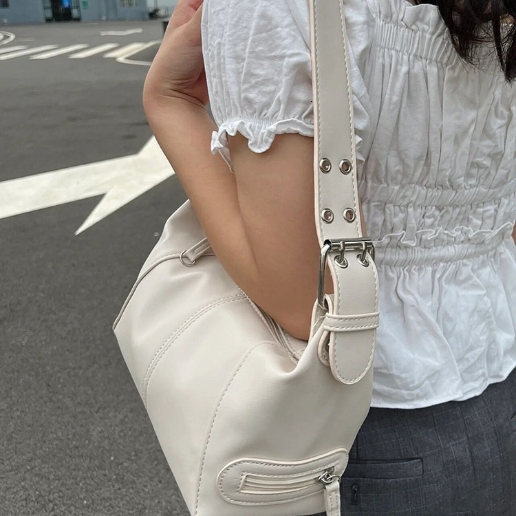 designer Niche Design High-End Motorcycle Bag Y2K Sweet Cool European and American Style Hot Girl Belt Underarm Bag Single Shoulder Crossbody Bag Tren