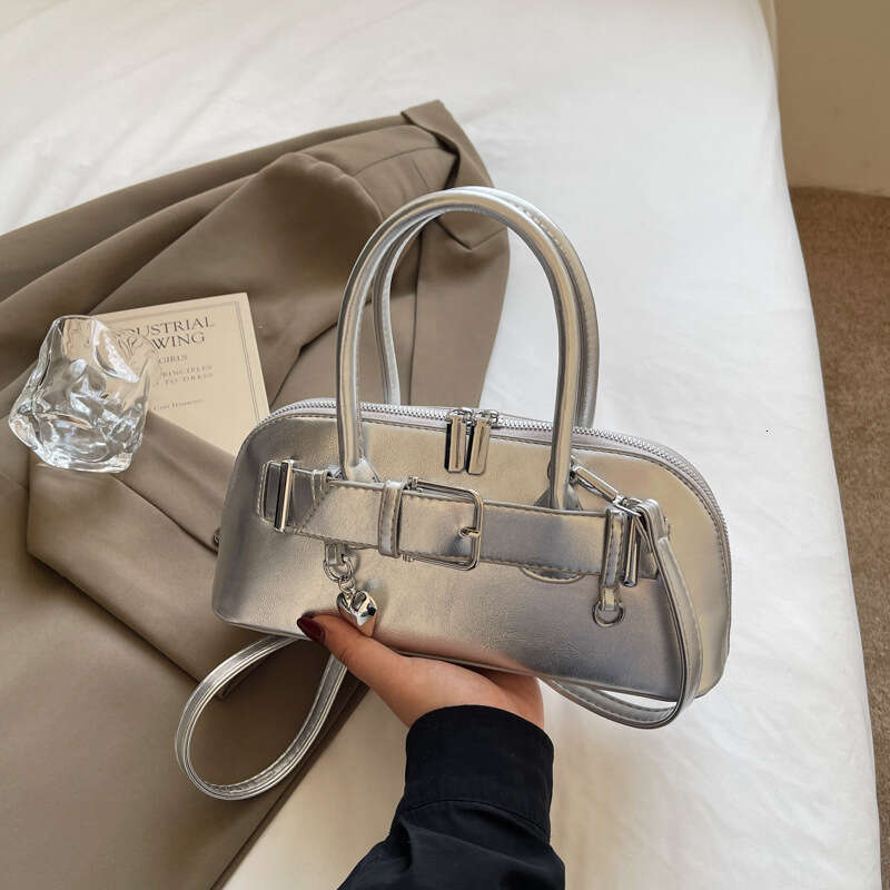 Handheld Commuter Tote for Women 2025 Spring New Fashion Simple Large Capacity Shoulder Bag Texture