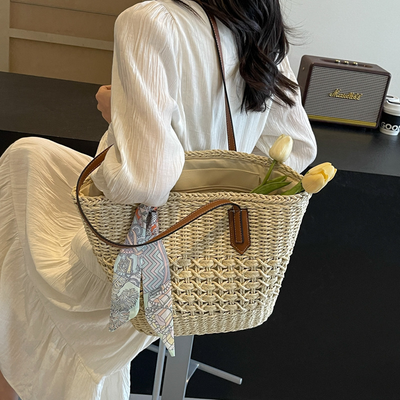 designer Vintage Woven Large Bag for Women 2025 New Fashion Large Capacity Vacation Beach Bag High-end Trendy Tote Bag