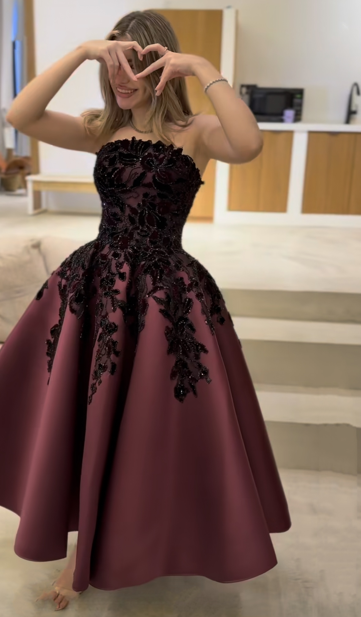 Brand Burgundy Strapless Satin A Line Prom Dresses With Glitter Beads Lace Appliques Evening Gown For Graduation And Birthday Party Mb626 - view 6