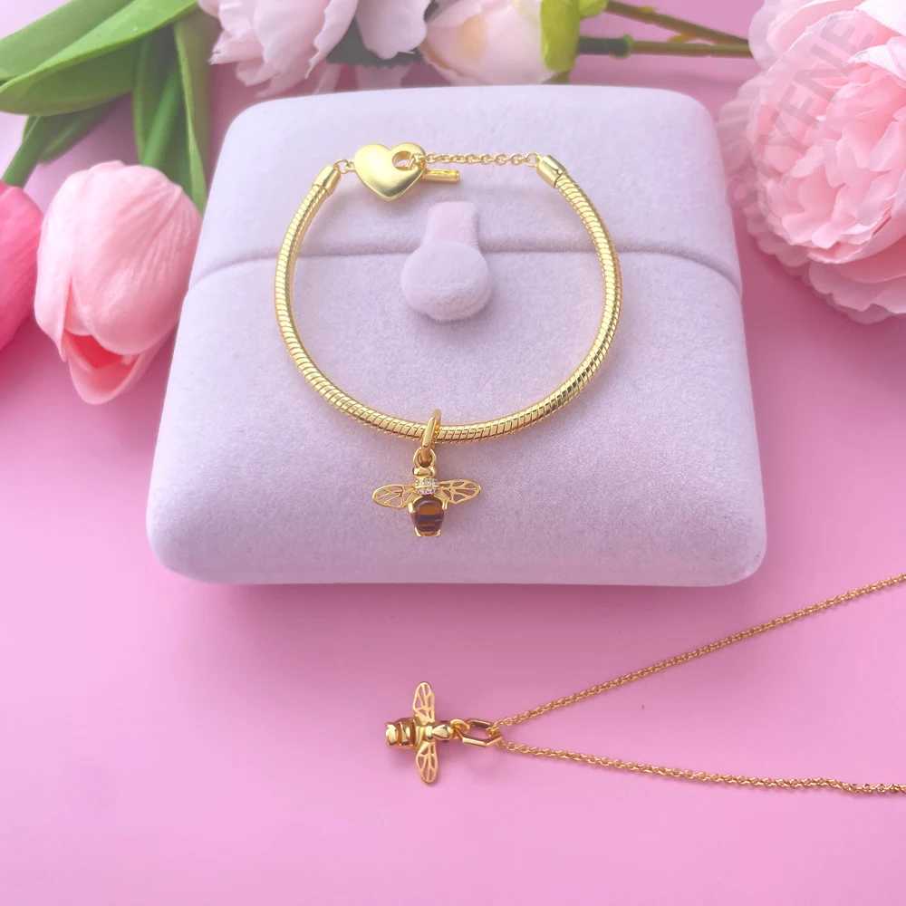 Charms 925 Sterling Silver Bee Series Golden Flowers for Womens Bracelet DIY Light Luxury High Quality Jewelry Gift XJ250607