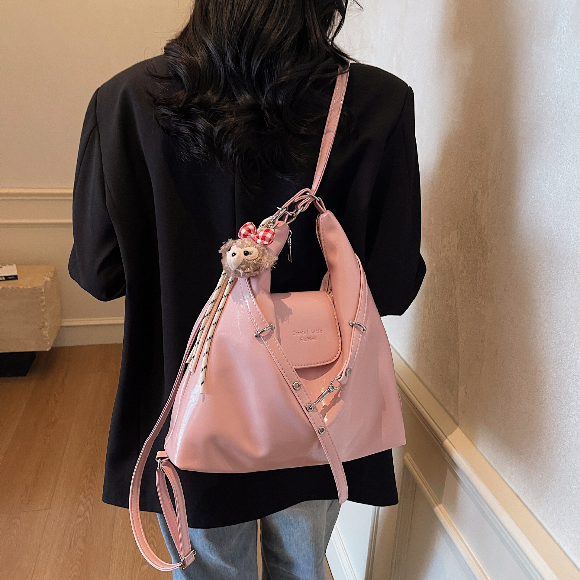designer Large Capacity Backpack for Women 2025 New Fashion Commuter Bag Versatile Shoulder Tote Bag Multi-use Underarm Women's Bag