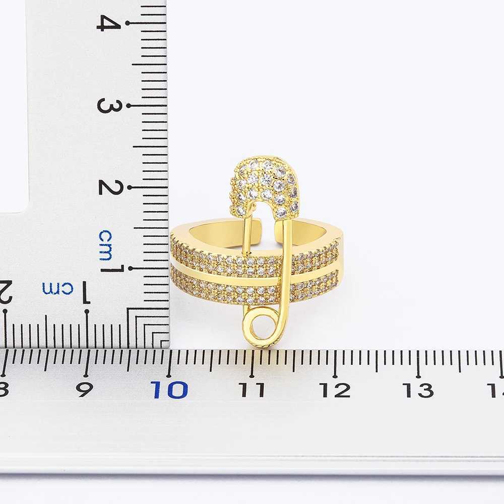 AIBEF New Style Hot Sale Luxury Copper Zircon Couples Customized Golden Classic Irregular Gem Ring Women Jewelry Wedding Gift W250606