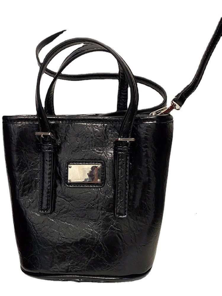 designer Bag for Women 2025 Spring Summer New Korean INS Niche Design Black Versatile Bucket Handbag Shoulder Crossbody Bag