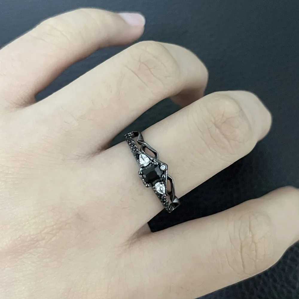 Game Love And Deepspace Sylus Rings Cosplay Black Gemstone Couple Ring Alloy Adjustable Jewelry Accessories Halloween W250606