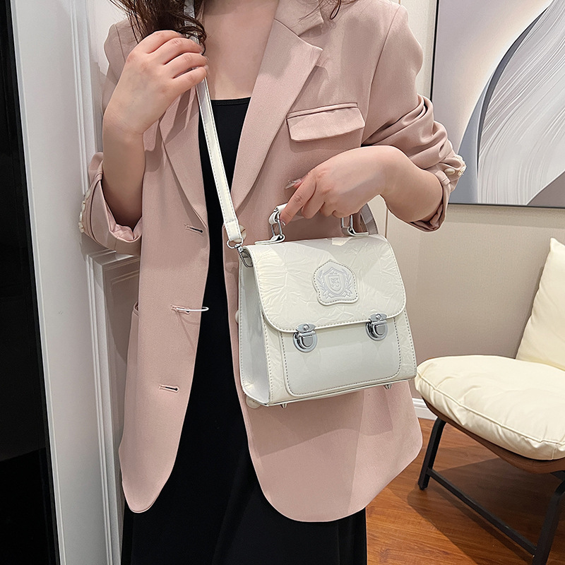 designer Fashion Trend Women's Backpack 2025 Summer New Simple Versatile Commuter Backpack Korean Style Handbag Shoulder Bag