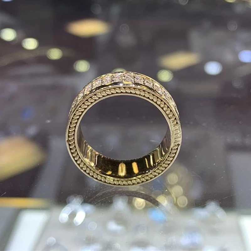 Huitan Gorgeous Gold Color Women Finger Rings Newly Wedding Engagement Trends Eternity Rings Cubic Zirconia Fashion Jewelry 2021 W250606