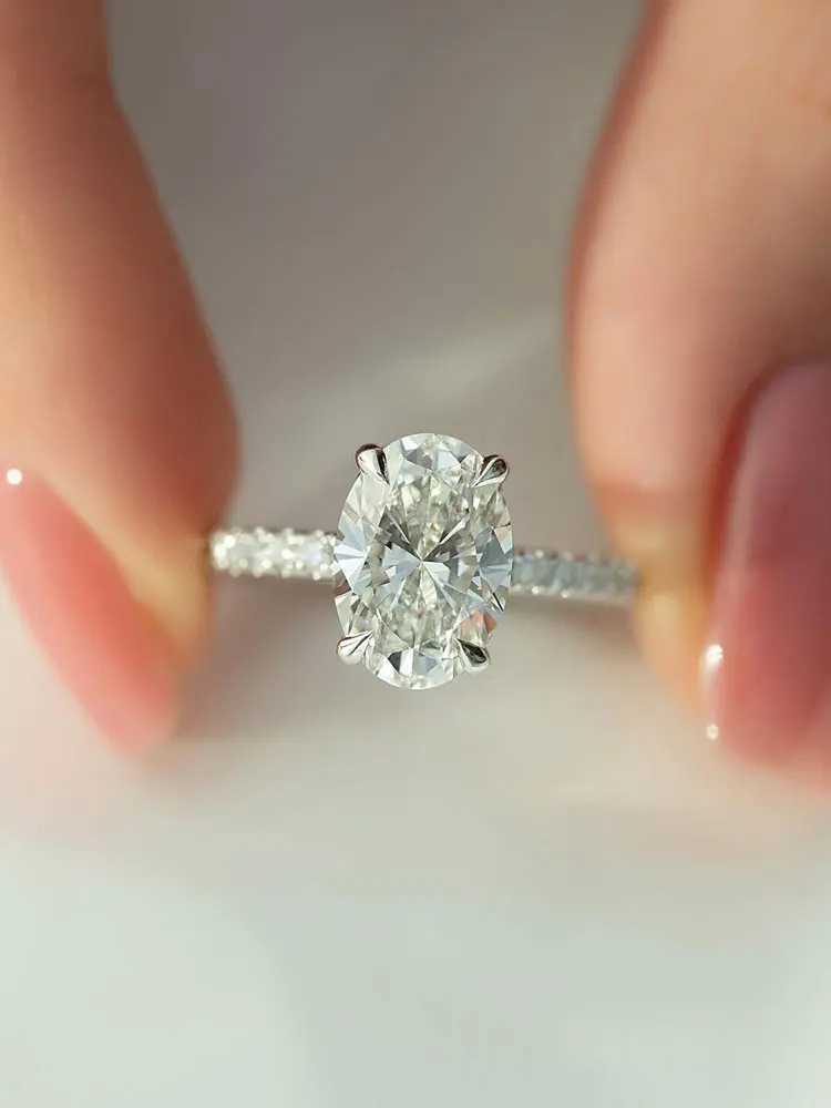 925 Sterling Silver Full Zirconia Gorgeous 1-5CT Oval Stone Ring For Women Engagement Wedding Luxury High Quality Fine Jewelry XJ250606
