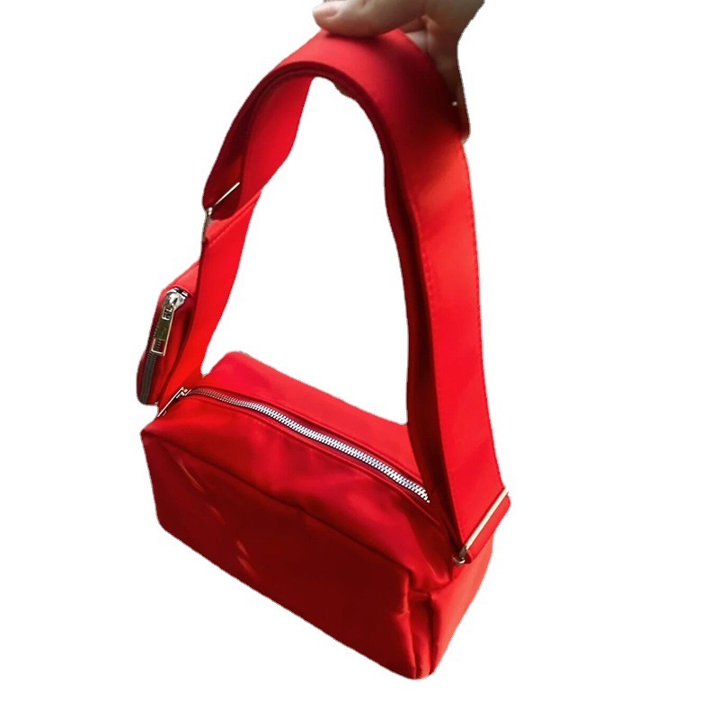 designer Korean Style Simple Red Casual Toast Bag Nylon Crossbody Pillow Bag for Women Small Square Bag Niche Shoulder Underarm Bag