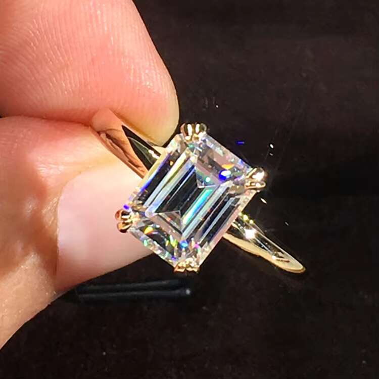 Top Sale 14K White Gold Rings GRA 8*10mm Emerald Cut Moissanite VVS1 Engagement Ring Jewelry