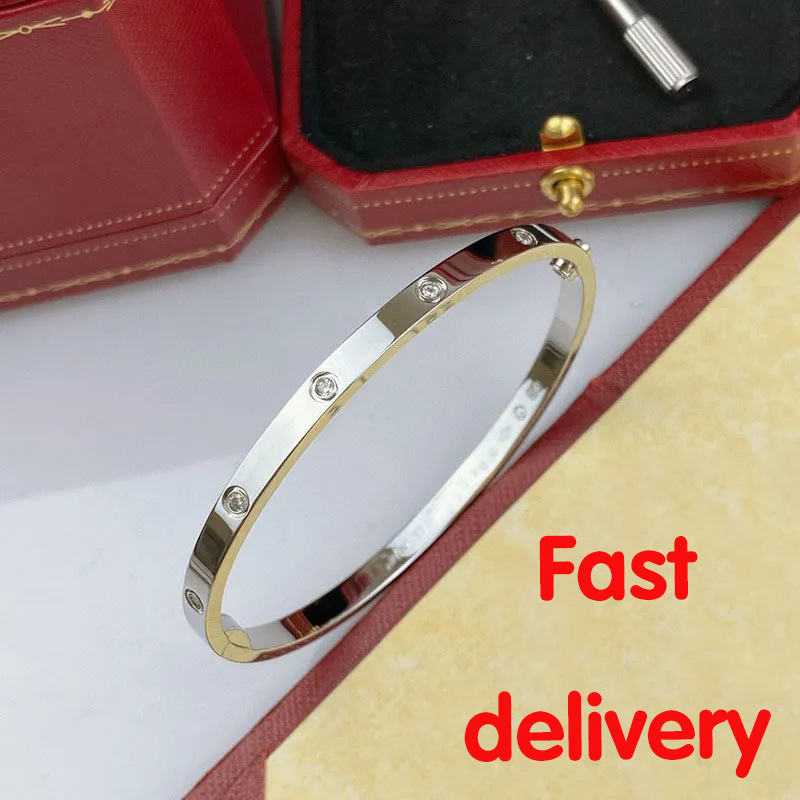 Bracelet designer bracelet Luxury bracelets Four Leaf Clover with Diamonds Design Temperament Hundreds Styles bracelet Christmas Gift jewelry bracelets Four