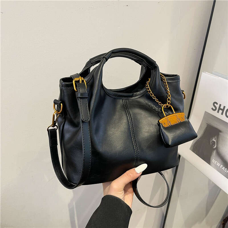 Versatile Handbag for Women 2025 New Autumn Winter Crossbody Fashion Small Tote Bucket Bag