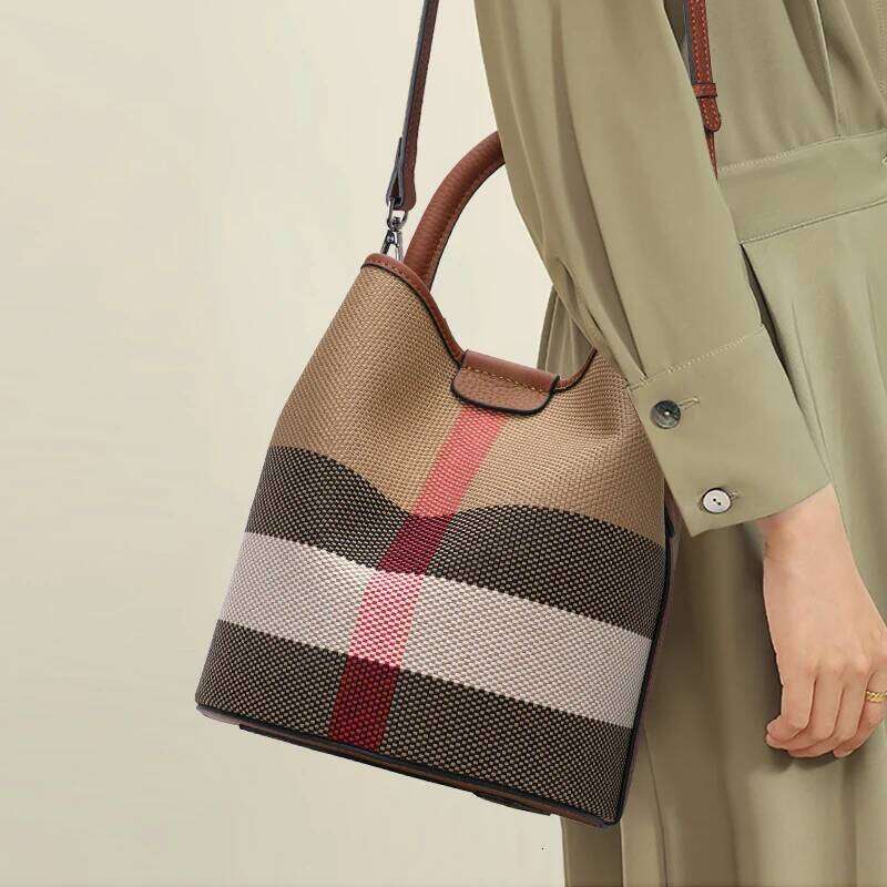 Aidrani Women's Plaid Handbag, Made Of Canvas Cowhide Material, With Caramel Colored Large Capacity And A Small Bag Inside