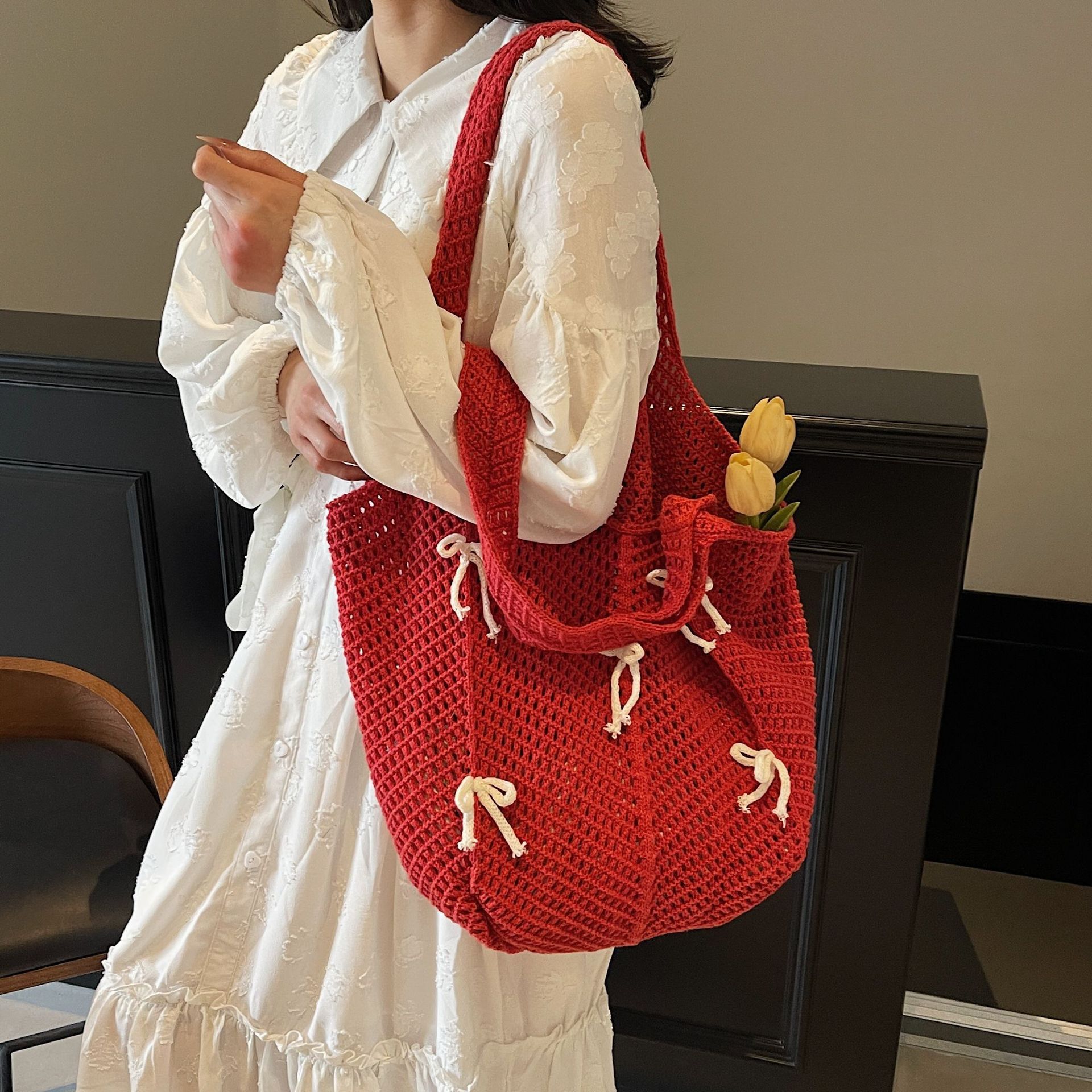 designer Lazy Style Large Capacity Knitted Tote Bag for Women Casual Versatile Bowknot Niche Woven Bag Beac