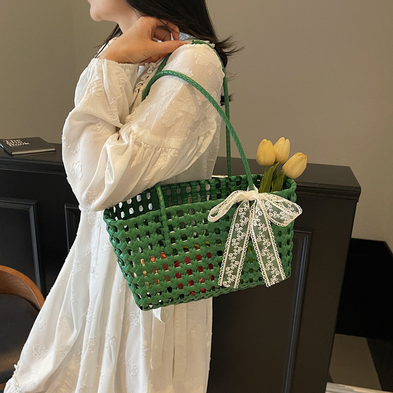 designer Niche Hollow Woven Basket Bag Niche Beach Vacation Bag New Casual Lightweight Versatile Underarm Handbag Larg