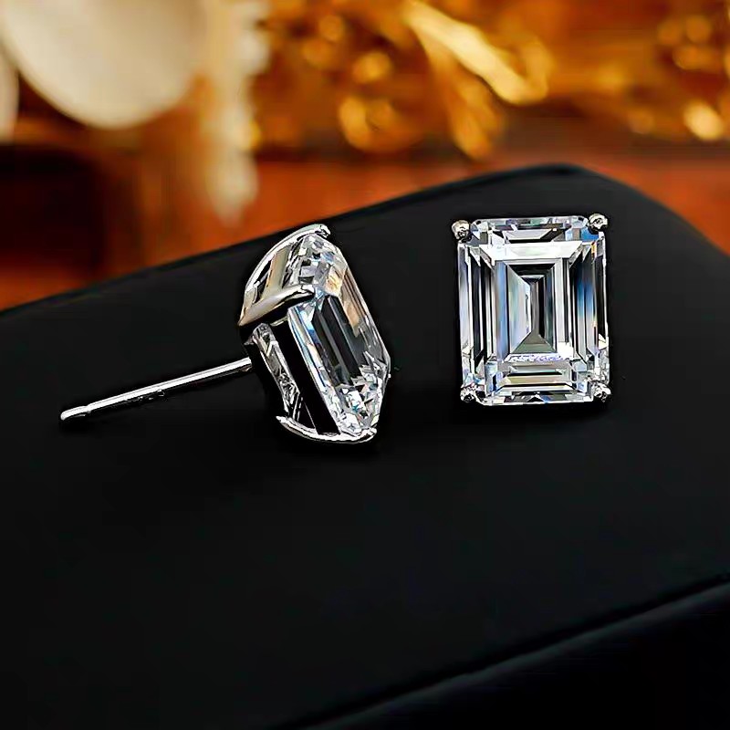 Choucong 2025 Top Sell Elegant Stud Earrings Genuine 100% 925 Sterling Silver 18K Gold Emerlad Cut White Lab Moissanite Diamond Rectangle Women Weddin