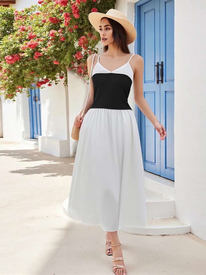 Elegant Floral Print Sleeveless Maxi Dress with V-neck and Adjustable Spaghetti Straps for Summer Beach Wedding Party or