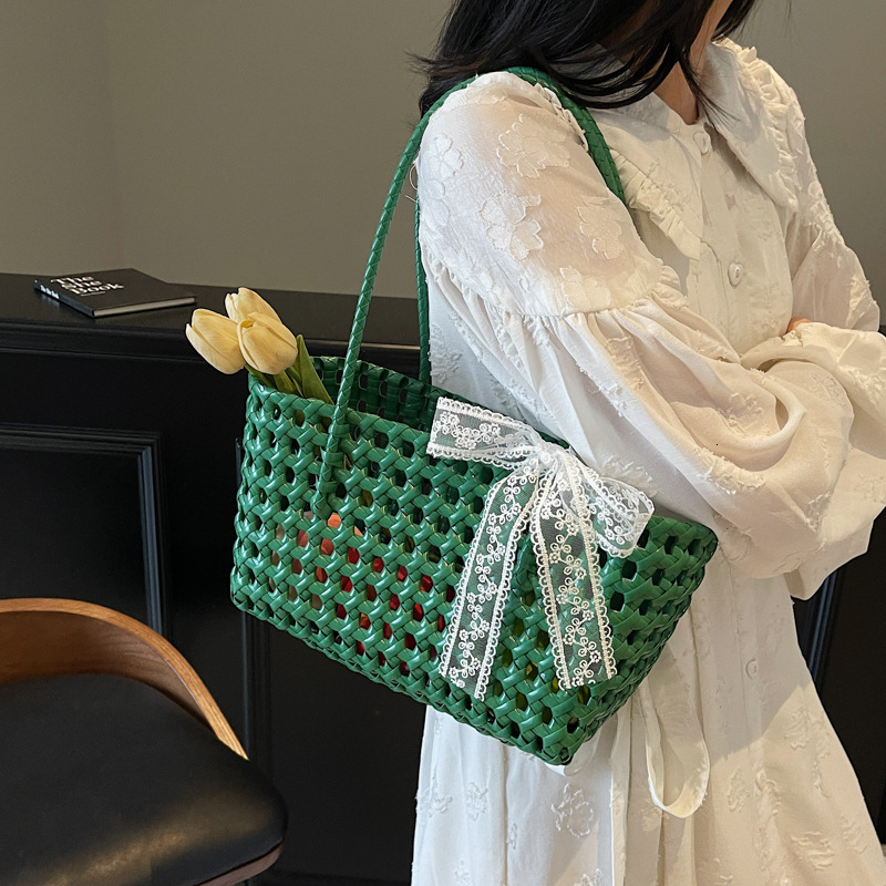 designer Niche Hollow Woven Basket Bag Niche Beach Vacation Bag New Casual Lightweight Versatile Underarm Handbag Larg