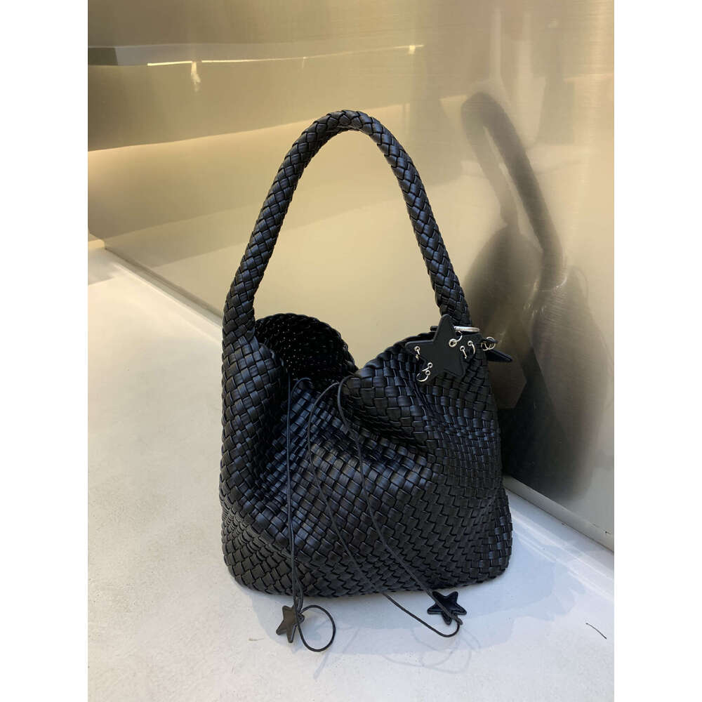 Gun Same Style Champagne Color Woven Handheld Large Capacity Bucket Underarm Shoulder Handbag Tote Bag