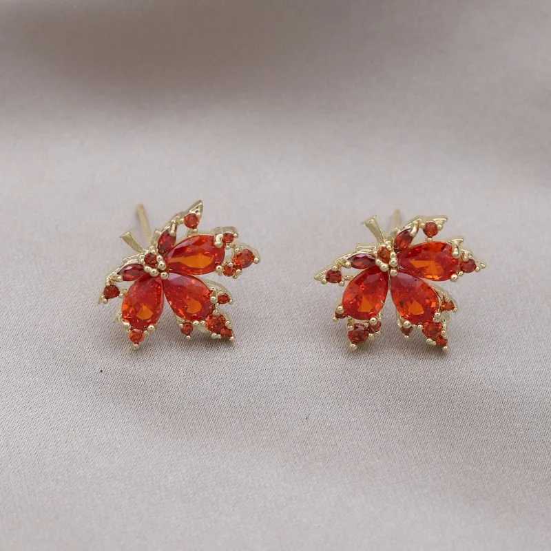Korea New Fashion Jewelry Orange Zircon Maple Pendant Earrings Necklace Elegant Womens Party Accessories Z250607