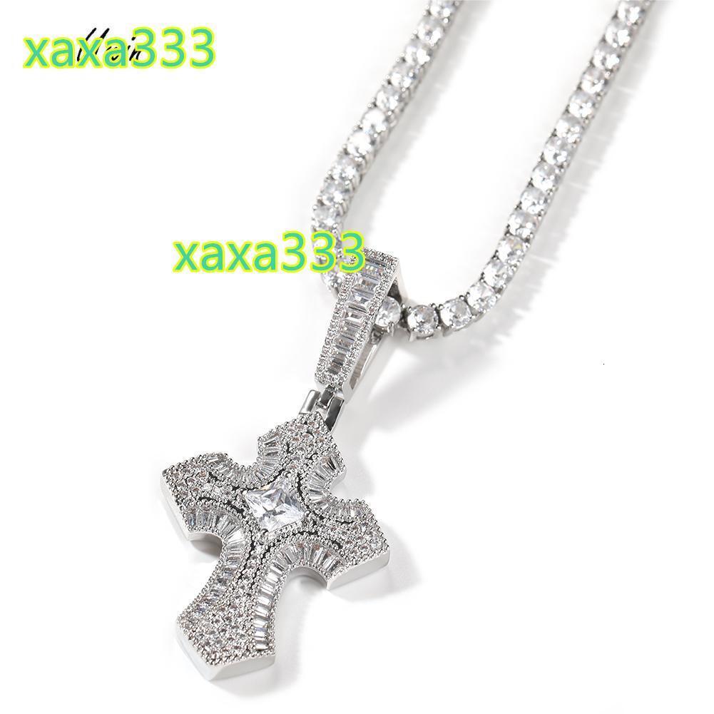 Hot Sale Black Moissanite Cross Pendant Large Size 18K Gold Hip Hop Designer Jewelry for Men and Women
