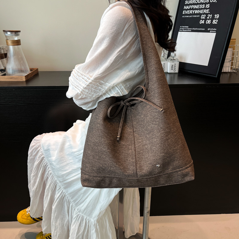 designer High-end 2025 New Korean Style Niche Women's Bag Versatile French Style Bowknot Large Capacity Shoulder Underarm Tot