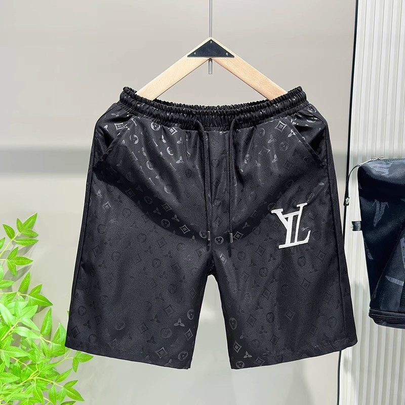 2025 hot free shipping designer Shorts Men thin pants cool and casual in summer ice silk beach pants straight leg loose shorts Relaxed