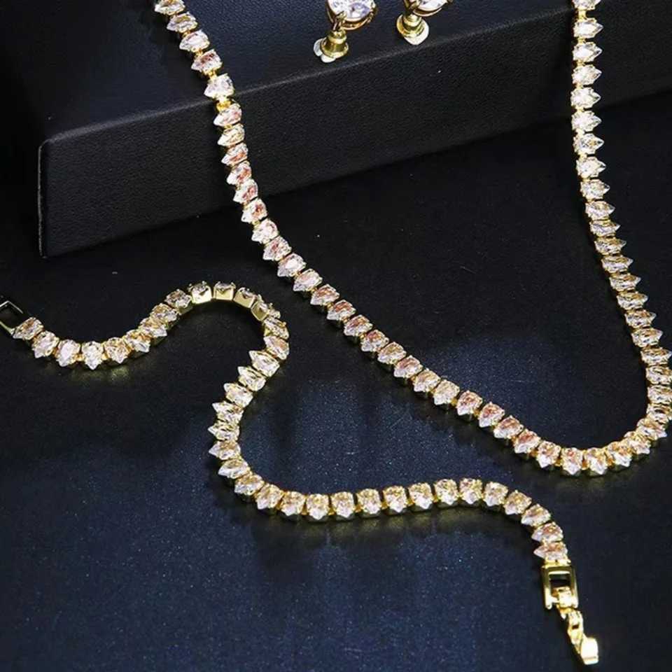 Fashionable Classic Water Drop Zircon Necklace Earring Three-piece Set Dinner Wedding Party Dress Accessories Z250607