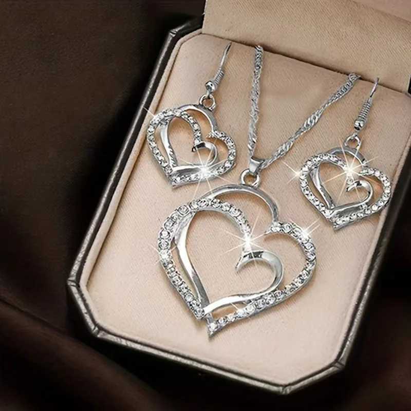 European and American popular heart-shaped pendant jewelry set peach-shaped necklace earrings Z250607